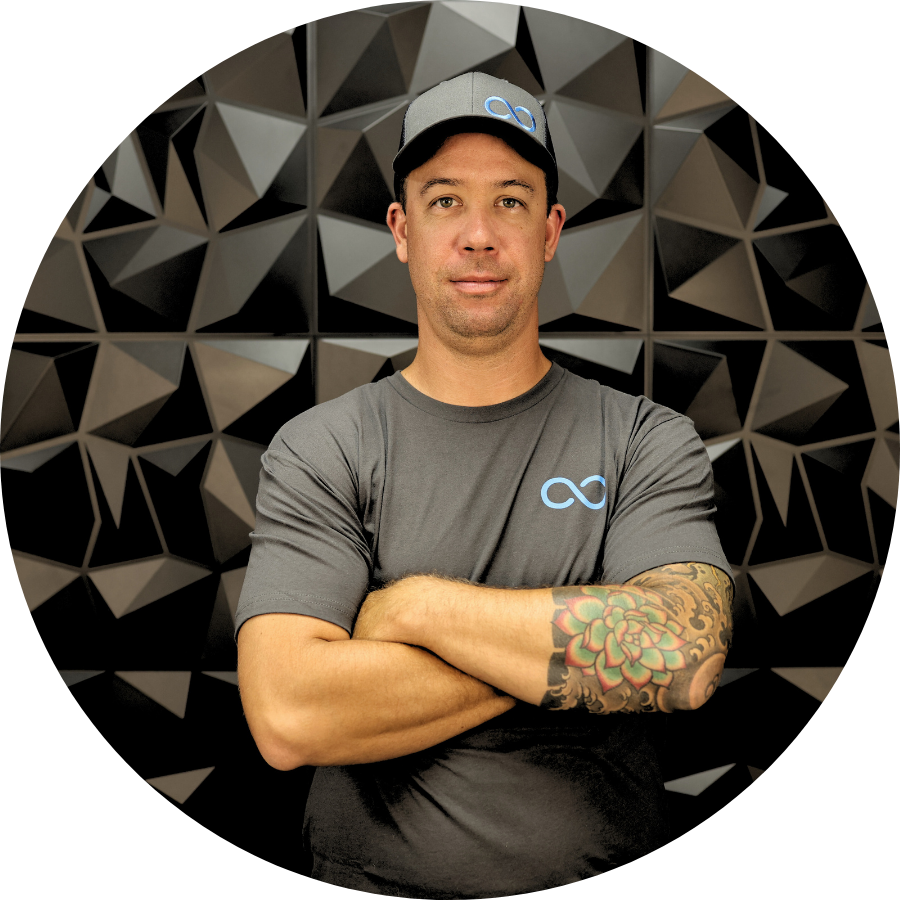 Chad Thompson — Owner & CEO at Roov
